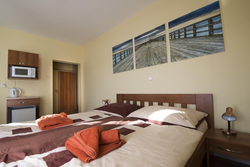 Penzion Admiral Třeboň Kamer foto