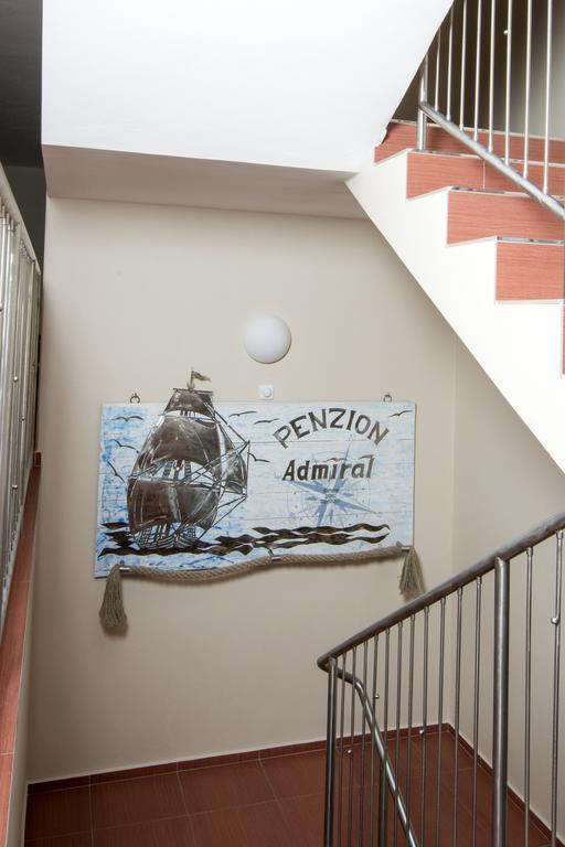 Penzion Admiral Třeboň Buitenkant foto
